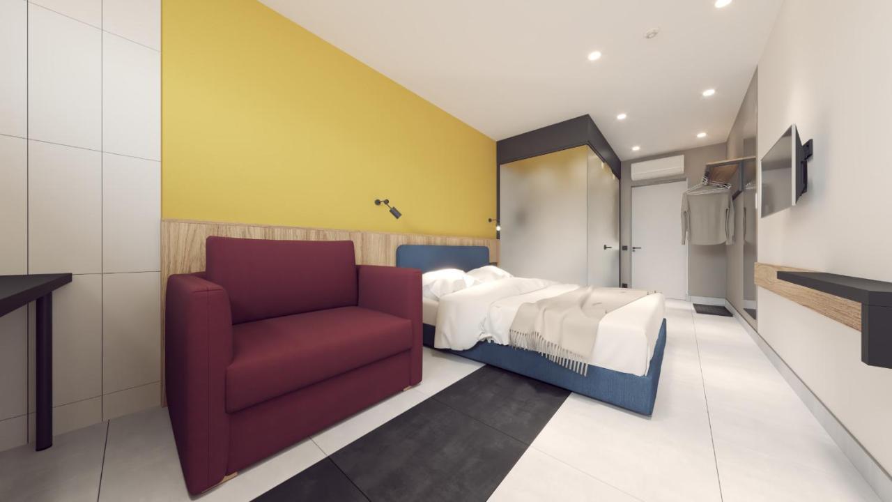 Dovzhenko Hotel Oldenburg Bagian luar foto